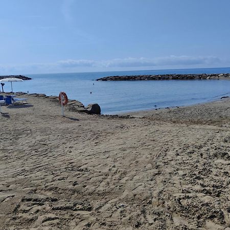 ריווה ליגורה Riva Vacanze מראה חיצוני תמונה